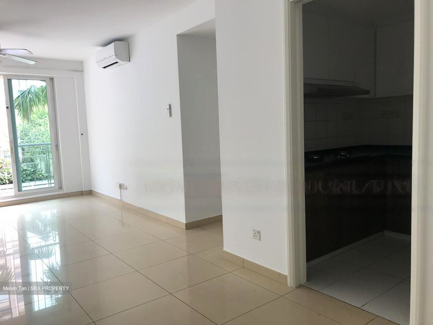 The Esparis (D18), Condominium #466811811